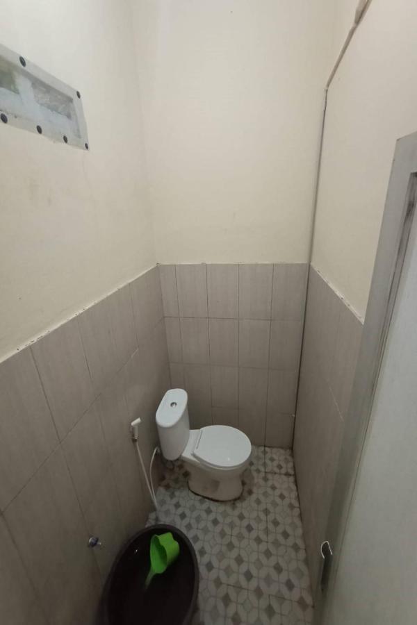 Express O 91578 Villali Jogja ジョグジャカルタ エクステリア 写真